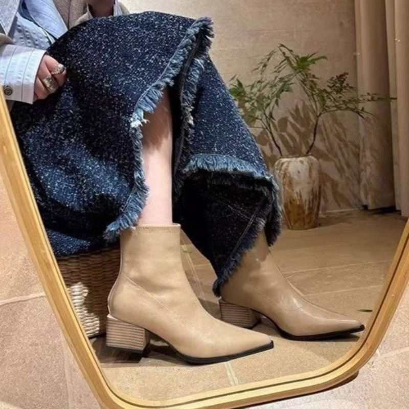 Vintage Fashion In 2026 - 2026 ストリートスタイル デザイナーズ ヴィンテージ ポインテッドトゥ ジッパー付き