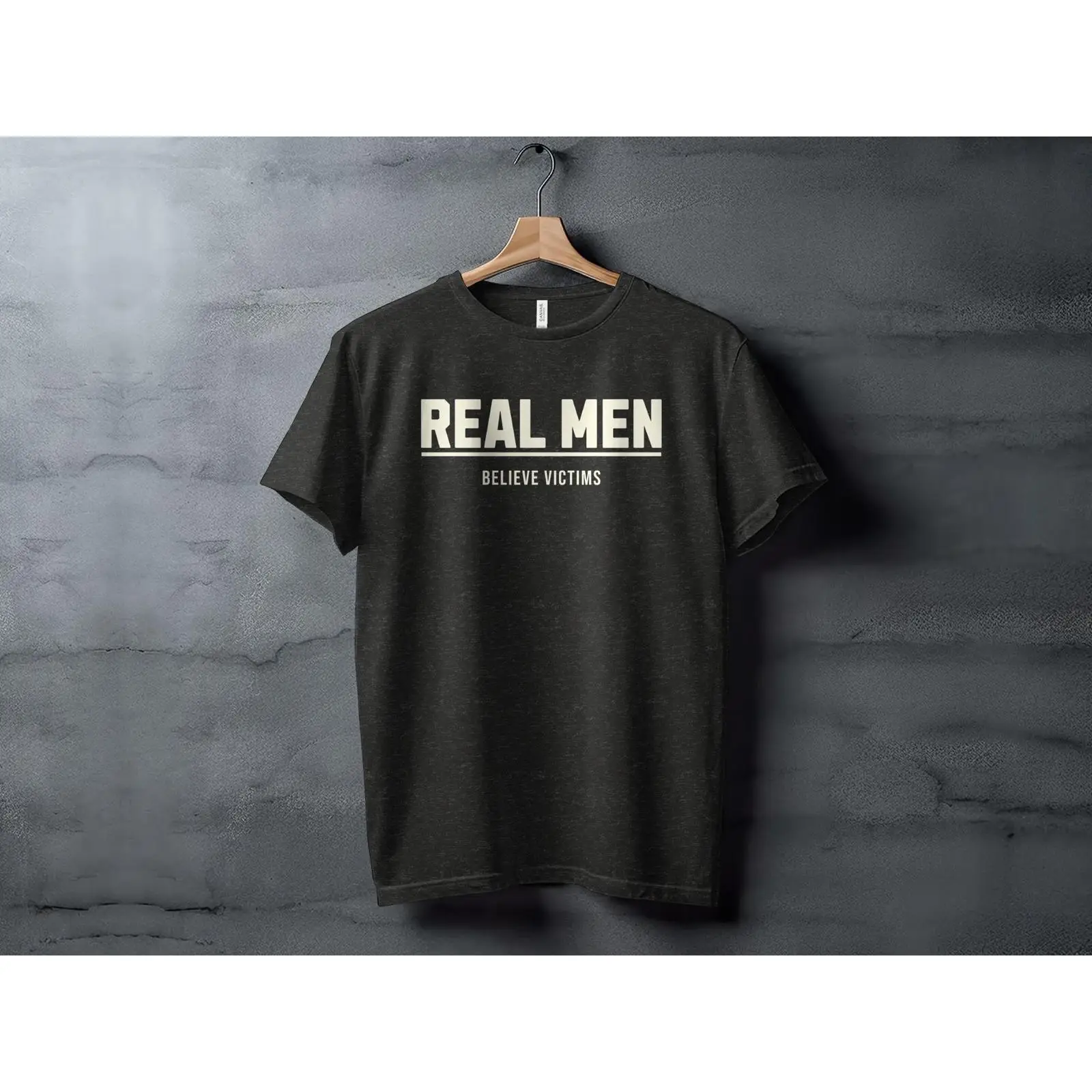 Vintage Fashion Victim Shirt - 真の男は被害者を信じる 女性の生殖権を支持する トランスTシャツ ヴィンテージウォッシュ加工 通気性 ファッション