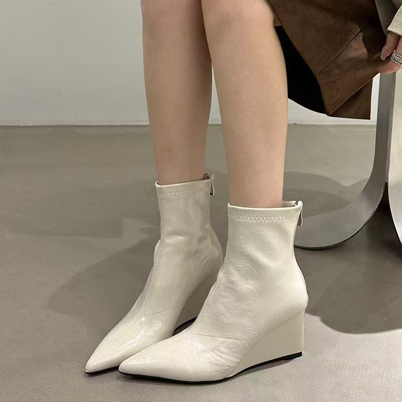 秋冬ヴィンテージウェゲスヒール女性アンクルブーツファッション - Vintage Fashion Female のレビューと価格