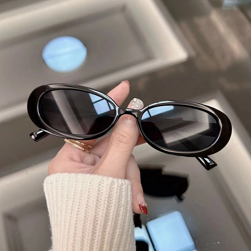 新しいオーバル型ヴィンテージサングラス レディース ファッシ - Vintage Fashion Female のレビューと価格